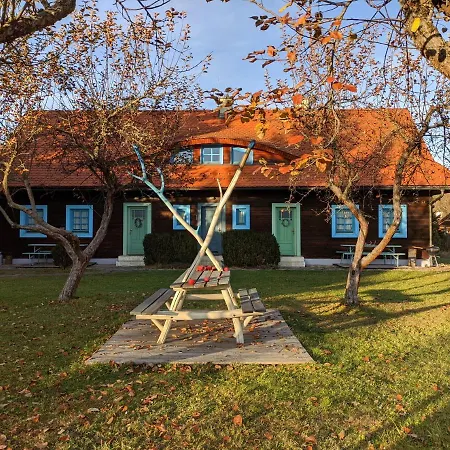 Apartmanova V Dvore U Maliara Landhaus