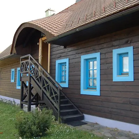 Apartmanova V Dvore U Maliara Landhaus